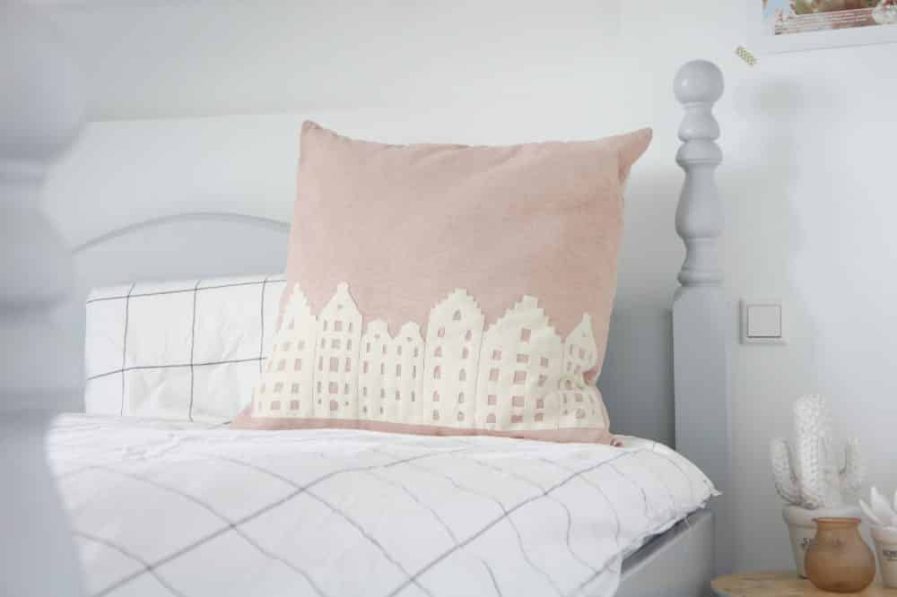 Big lounge pillow – nude pink – souvenir / gift